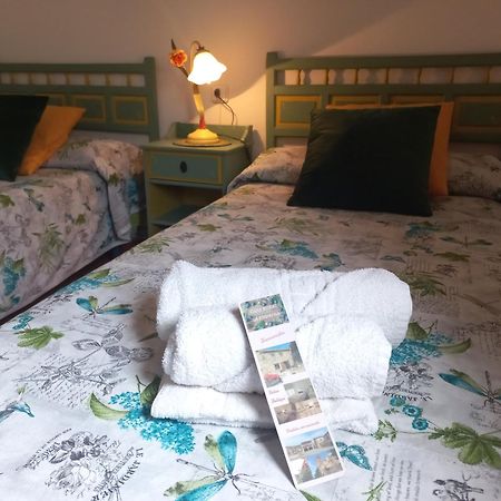 Casa Rural La Endrina Terriente Bagian luar foto