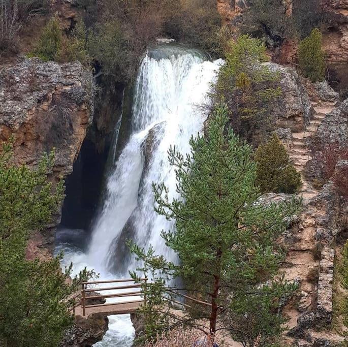 Casa Rural La Endrina Terriente Bagian luar foto