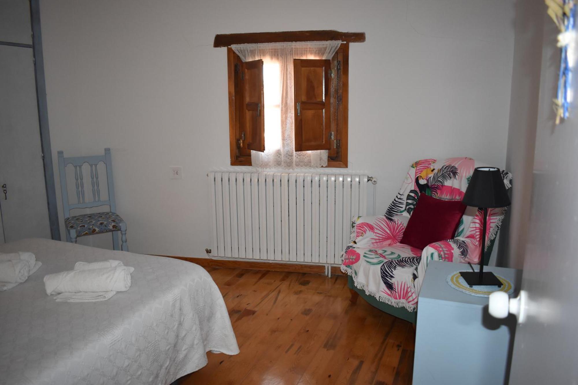 Casa Rural La Endrina Terriente Bagian luar foto