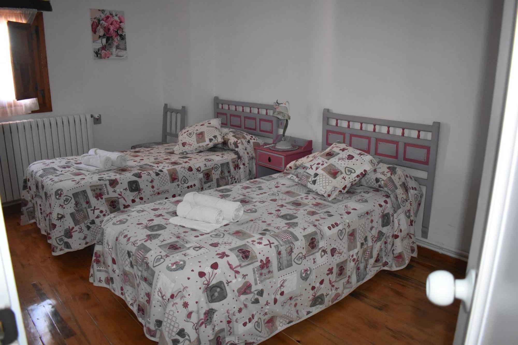 Casa Rural La Endrina Terriente Bagian luar foto